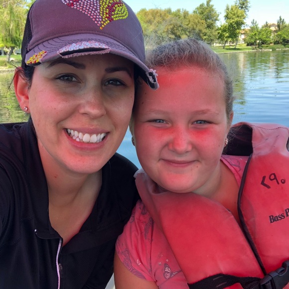 Meet your Posher, Chrissi - Picture 2 of 7